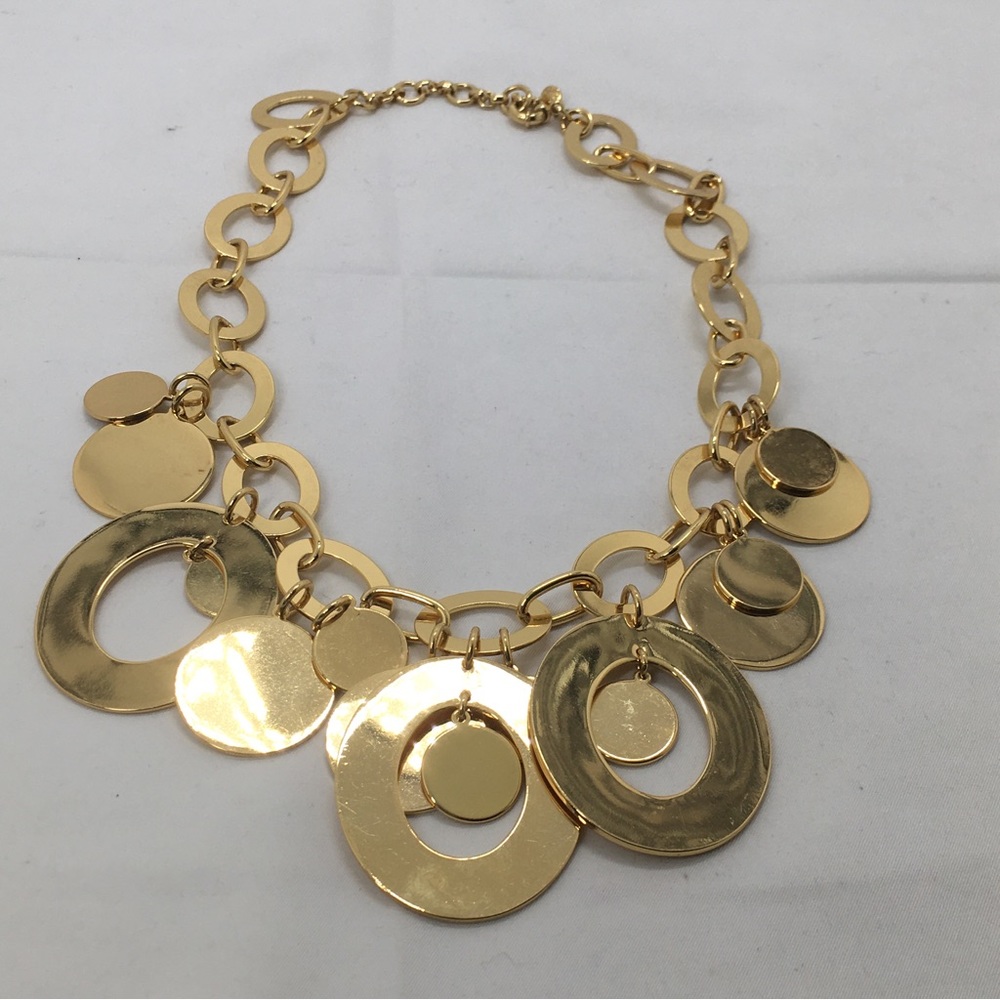 Elegant Gold Statement Necklace
